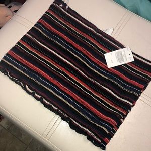 Burgundy Cropped tube top.